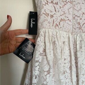 Lulu's White Lace coquette Midi Dress NWT-Small